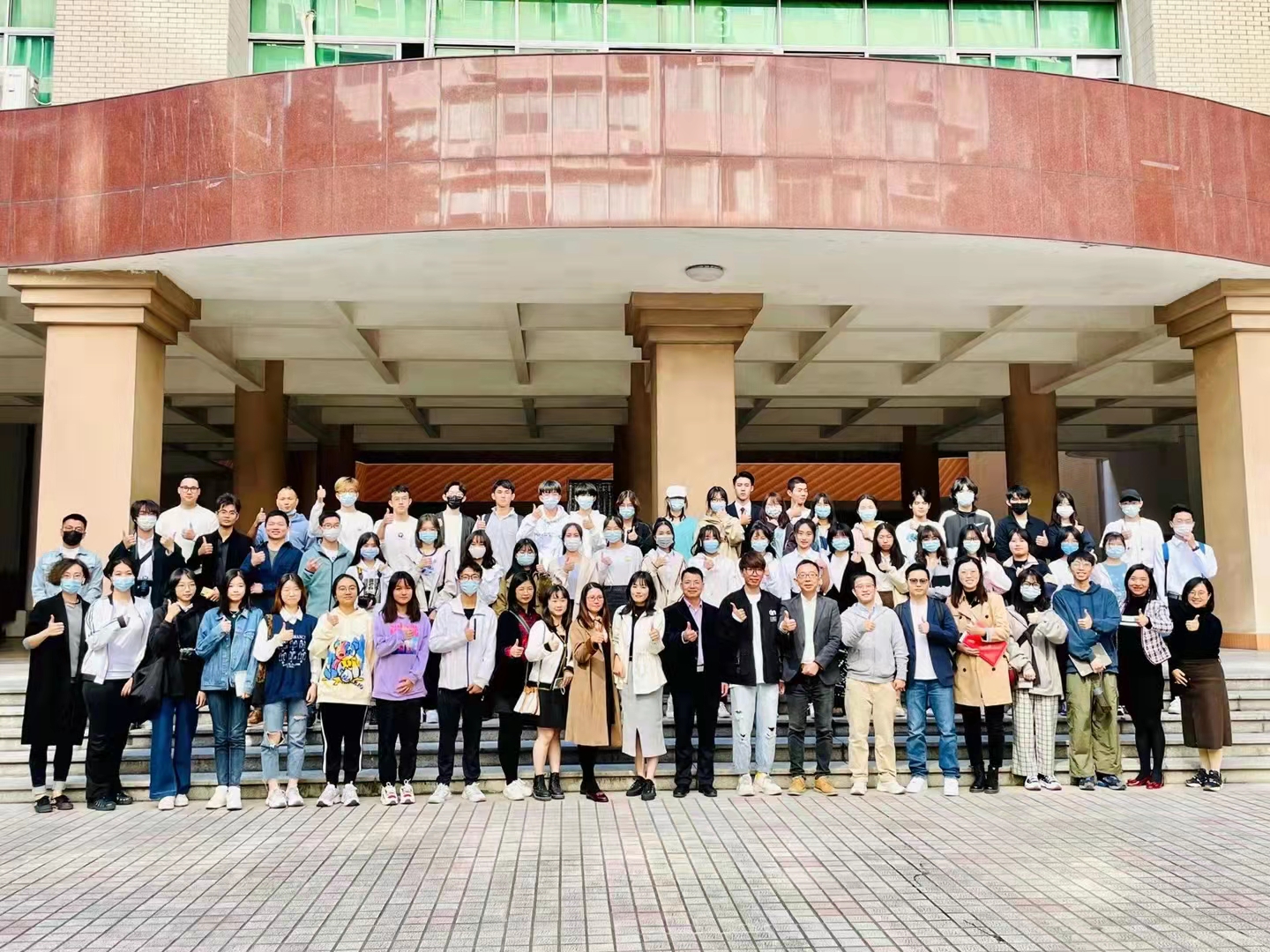 开车漫画
举办校友返校日暨inDare创新鼓励奖学金捐赠活动